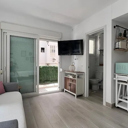 - South Costa, * Nerja