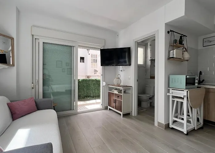 - South Costa, * Nerja